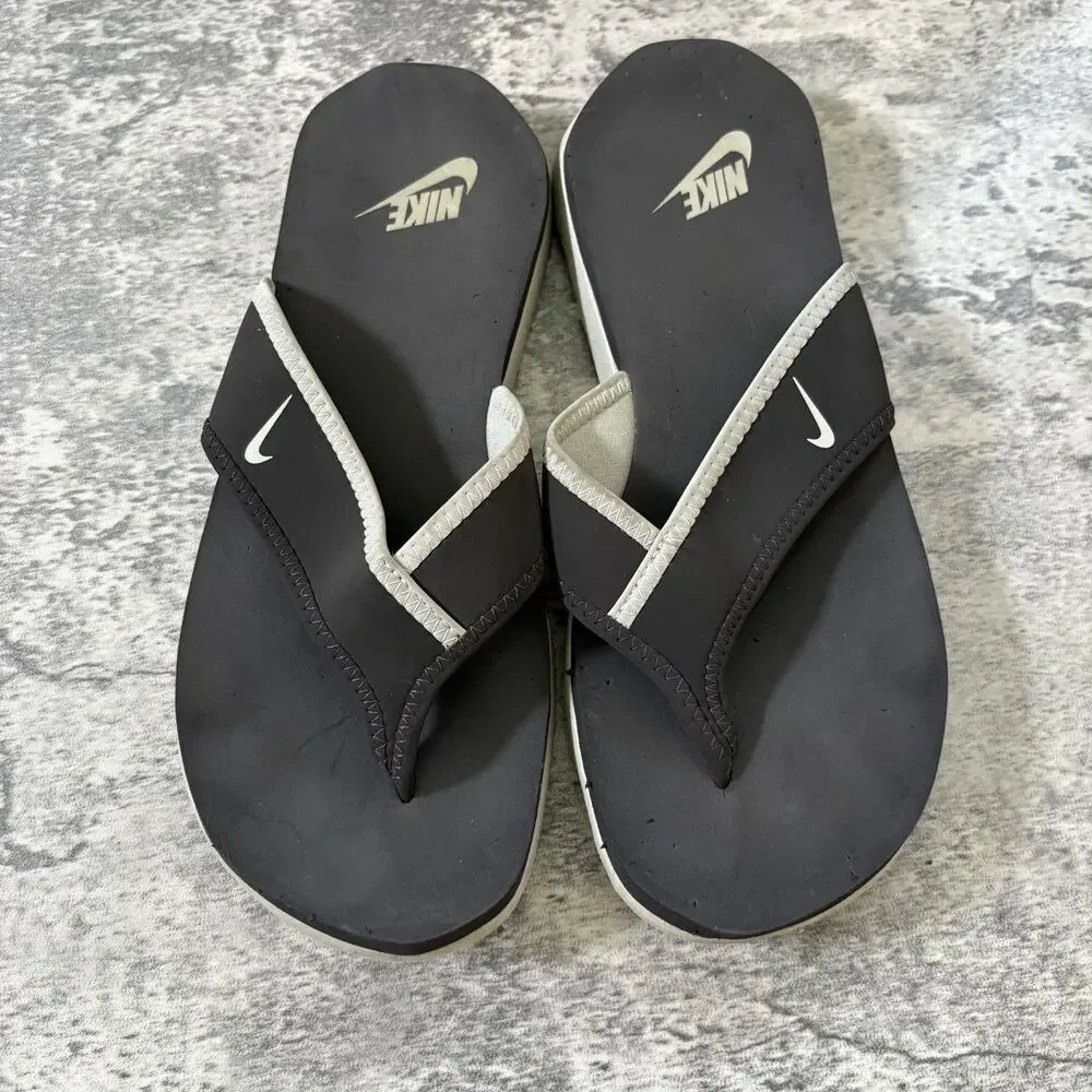 Nike Sandals Mens Size 9 (10W) Celso Thong Plus Boat Flip Flop Beach Black/White